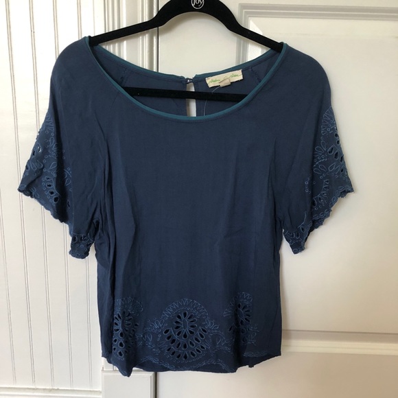 UO Blue Detailed Top - Picture 3 of 5